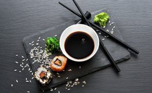 آشپز ژاپنی با با درست کردن سس سویا معروف شد