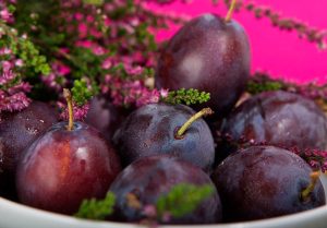 مصرف بیش از حد آلو خشک ۱۴۰۱ تنسب اندام شما را قربانی می کند