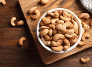 قیمت خرید بادام هندی خارجی + مشخصات، عمده ارزان