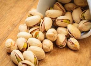 قیمت خرید پسته اکبری خام + خواص، معایب و مزایا