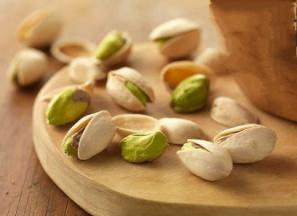 پسته دامغان عمده + قیمت خرید، کاربرد، مصارف و خواص