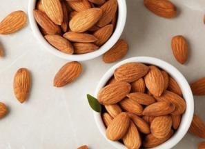 قیمت خرید بادام درختی بوداده  + تست کیفیت