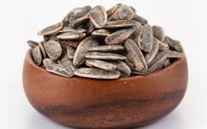 بهترین تخمه آفتابگردان نمکی + قیمت خرید عالی