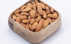 خرید و قیمت بادام درختی خام ایرانی