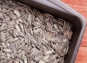 خرید انواع تخمه آفتابگردان بو داده + قیمت